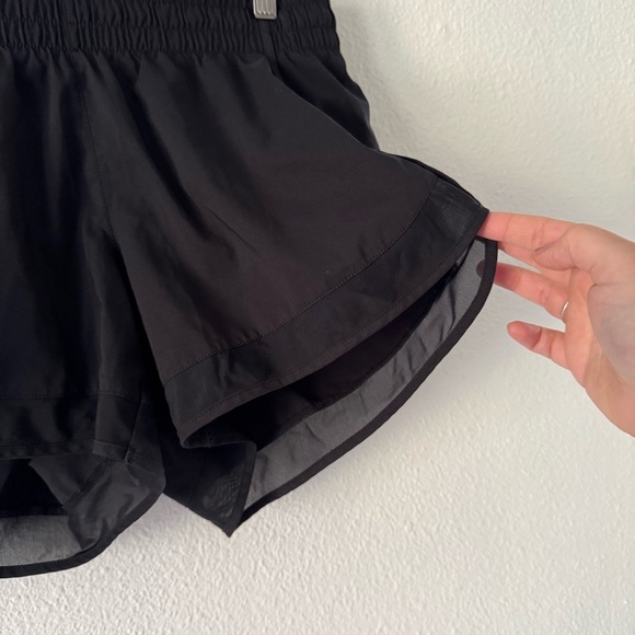 Athleta Black Mesh Racer Run Short Like New Sporty Chic Athleisure Performance - Picture 5 of 16